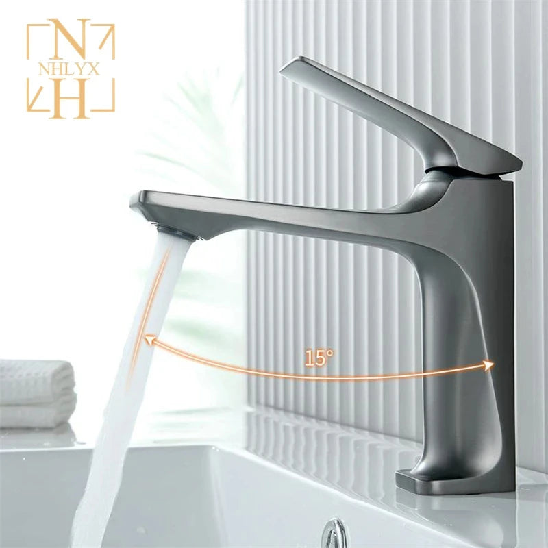Modern Brass Core Bathroom Sink Faucet – Single Handle Deck-Mounted Hot & Cold Water Mixer