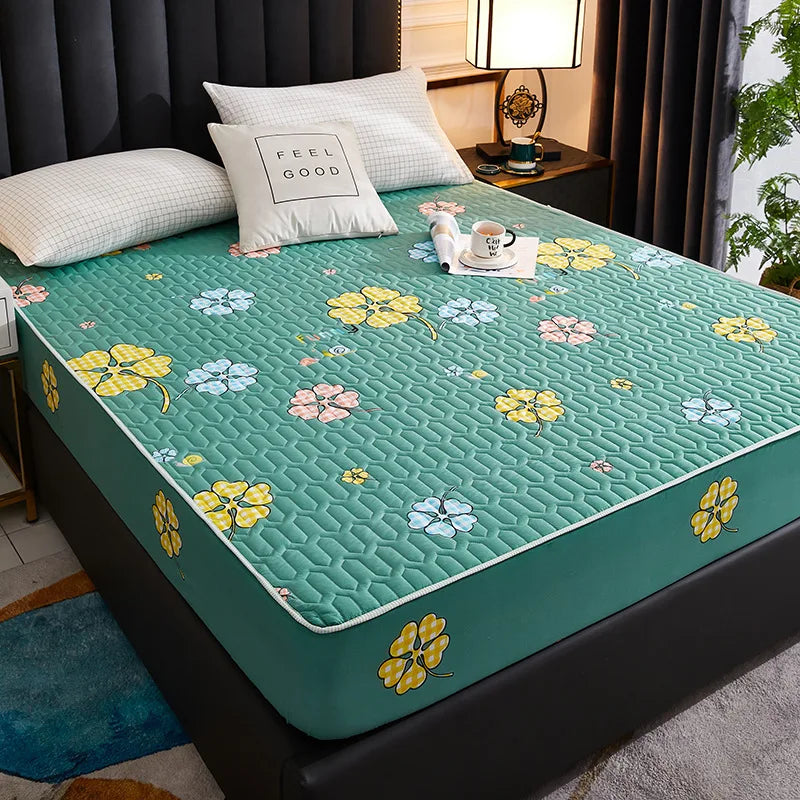 Waterproof Quilted Mattress Cover – Thick Latex Fitted Sheet Protector, Skin-Friendly Bed Pad 150/160/180x200cm